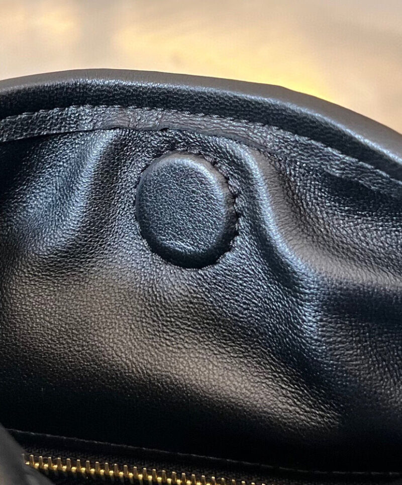 Bottega Veneta Small Hop Black